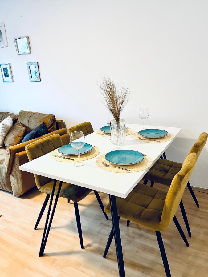 Modernes 3 Zimmer Apartment - Luise- Mit Wlan, Balkon Und Smart-Tv In City-Nahe! Erfurt Exteriér fotografie